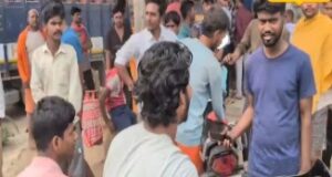 इंतजार की कोई सीमा नहीं कमाई छोड़कर लाइन में लगे! बेगूसराय में गैस संकट