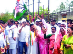 जनता पर बिजली का करंट, सरकार पर कांग्रेस का वार : साय का पुतला दहन कर खोला मोर्चा…