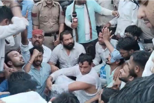 NEET पेपर लीक आंदोलन पर बड़ी कार्रवाई, भिलाई विधायक देवेंद्र यादव समेत NSUI नेताओं पर FIR दर्ज…