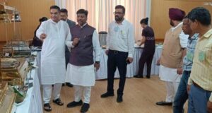 अबूझमाड़ का स्वाद पहुँचा विधानसभा- अरक चावल की महक से