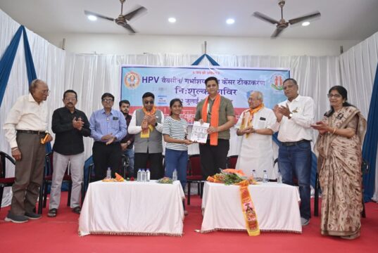 अग्रवाल समाज का सेवा संकल्प: बेटियों के लिए निःशुल्क HPV टीकाकरण शिविर शुरू, कॉमर्स कोचिंग और कंप्यूटर सेंटर का भी हुआ शुभारंभ…