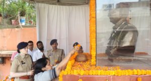 कोरकोट्टी हमले के अमर शहीदों को राजनांदगांव पुलिस और जनप्रतिनिधियों ने दी भावभीनी श्रद्धांजलि…