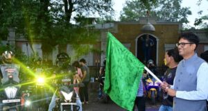 स्वतंत्रता दिवस की पूर्व संध्या पर रायगढ़ में निकला भव्य तिरंगा फ्लैग मार्च