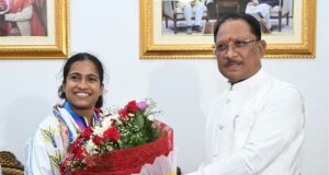 राष्ट्रमंडल खेलों की रजत पदक विजेता ज्ञानेश्वरी यादव का मुख्यमंत्री निवास में भव्य स्वागत…