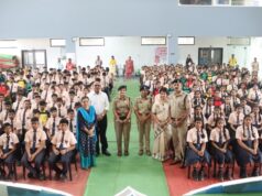 राजनांदगांव पुलिस की अनूठी पहल: ‘खाकी किड्स’ अभियान तहत के नीरज बाजपेयी इंटरनेशनल स्कूल में विद्यार्थियों को पढ़ाया गया कानून और साइबर सुरक्षा का पाठ…