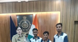 पुणे राष्ट्रीय ट्रायथलॉन प्रतियोगिता के लिए छत्तीसगढ़ दल रवाना, IG और SP ने दी शुभकामनाएं…