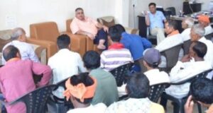 जनदर्शन में पर्यटन एवं संस्कृति मंत्री श्री राजेश अग्रवाल ने सुनीं नागरिकों की समस्याएं, संबंधित अधिकारियों को त्वरित निराकरण के निर्देश