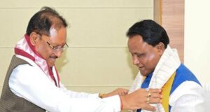 मुख्यमंत्री श्री विष्णु देव साय ने ओडिशा के मुख्यमंत्री श्री मोहन चरण माझी से की सौजन्य भेंट
