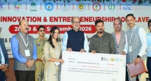 विचारों को उद्यम में बदलने का साहस रखें युवा- श्री रमेन डेका