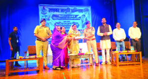 साइबर जागृति अभियान : खैरागढ़ में गूंजा डिजिटल सुरक्षा का संदेश, 2 हजार प्रतिभागी हुए शामिल…