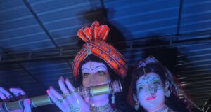 वृंदावन धाम: कृष्ण-राधा संग गुलाल और रंगों की होली से सराबोर होंगे श्रद्धालु बाल समाज की झांकी…