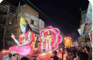 संगीत नगरी खैरागढ़ में चौथे वर्ष निकली भव्य गणेश विसर्जन झांकी : 16 समितियां हुईं शामिल; गरूड़ का घमंड, सती दहन से रामसेतु और शिव बारात ने मोहा मन…