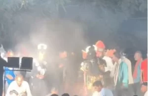 रामलीला मंचन के दौरान बड़ा हादसा, फ्लेमेबल स्प्रे से भड़की आग; हनुमान समेत 3 झुलसे, देखिए दिल दहला देने वाला वीडियो…