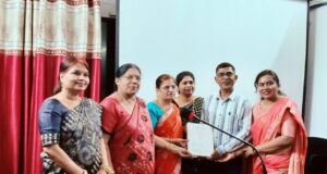 श्रीराम शिक्षा महाविद्यालय के प्राचार्य तुकेश कुमार को हेमचंद यादव विश्वविद्यालय से मिली पी-एच.डी. की उपाधि…