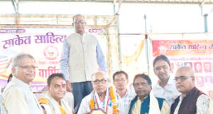 छग राजभाषा आयोग द्वारा हास्य-व्यंग्य के कवि गिरीश ठक्कर सम्मानित…