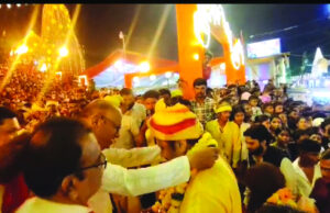 डोंगरगढ़ में पंचमी भेंट की परंपरा सौहाद्र पूर्ण माहौल में सभी पक्षों ने निभाई…