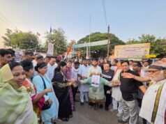 खैरागढ़ में कांग्रेस का ‘वोट बचाओ, देश बचाओ’ मार्च, ज्ञानेश कुमार का पुतला दहन कर मांगा इस्तीफा…