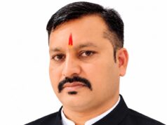 भाजपा सरकार की घोषणाओं पर मनराखन देवांगन का तीखा हमला, बोले- ‘जनता को तारीख नहीं, रेल सुविधा चाहिए’…