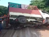 धमतरी में बड़ा सड़क हादसा: गंगरेल से लौट रही पिकअप पलटी, 25 से अधिक लोग घायल; बच्चों को भी आई चोटें…