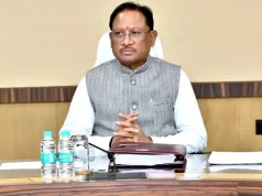 CM साय की दो टूक: ‘बरसात में सड़कों पर दौड़नी चाहिए गाड़ियां, पर चलानी पड़ रही है नाव; सुधारे सीवरेज सिस्टम’…