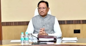CM साय की दो टूक: ‘बरसात में सड़कों पर दौड़नी चाहिए गाड़ियां, पर चलानी पड़ रही है नाव; सुधारे सीवरेज सिस्टम’…