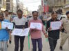 पिता-पुत्र पर चाकू से हमला: पुलिस ने एक नाबालिग सहित 5 को किया गिरफ्तार, चार का सिर मुड़वाकर निकाला जुलूस…